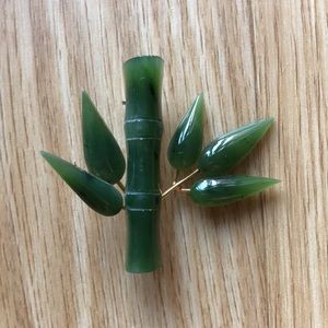 VINTAGE Chinese Jade Bamboo Brooch